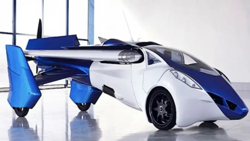 Первый летающий автомобиль поступит в продажу уже в 2017 году