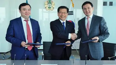 Пресс-служба АО «Национальный управляющий холдинг «Байтерек», фото - Новости Zakon.kz от 31.05.2018 12:19