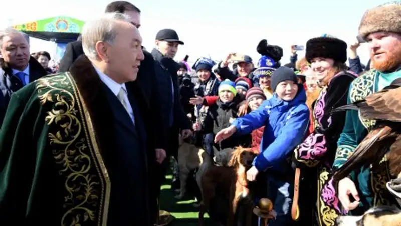 Назарбаев принял участие в праздновании Наурыз мейрамы
