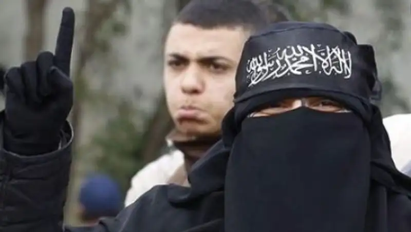 Салафиты не учат быть богобоязненным, они учат ненавидеть