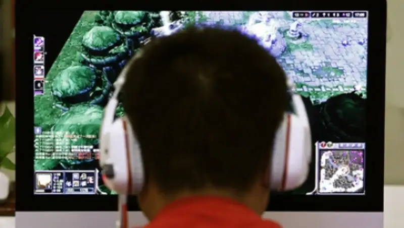 Китай обязал регистрироваться в онлайн-сервисах под реальными именами