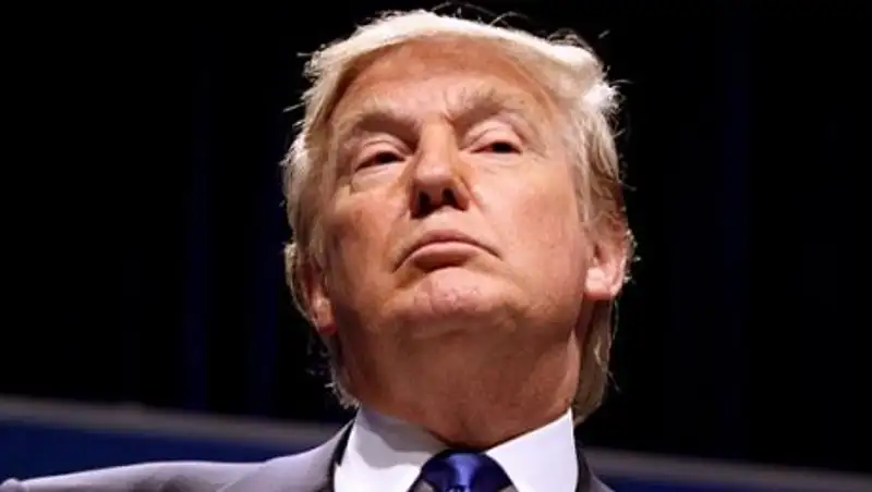 Трамп назвал СМИ врагами человечества