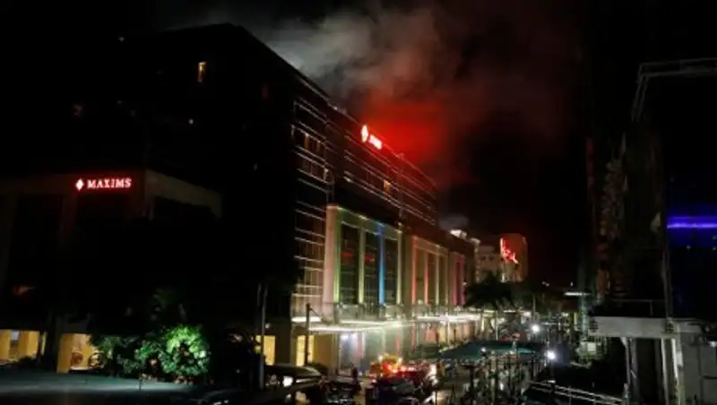 Момент взрыва в гостинице в Маниле попал на видео