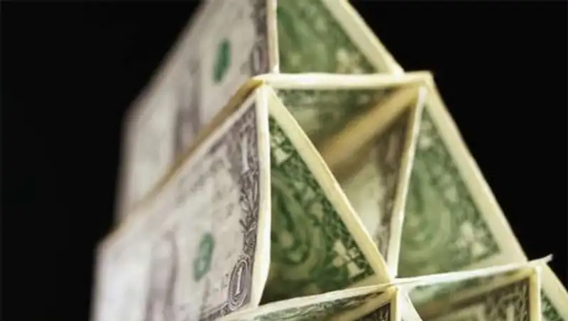 Мажилисмены одобрили поправки о противодействии деятельности финансовых пирамид