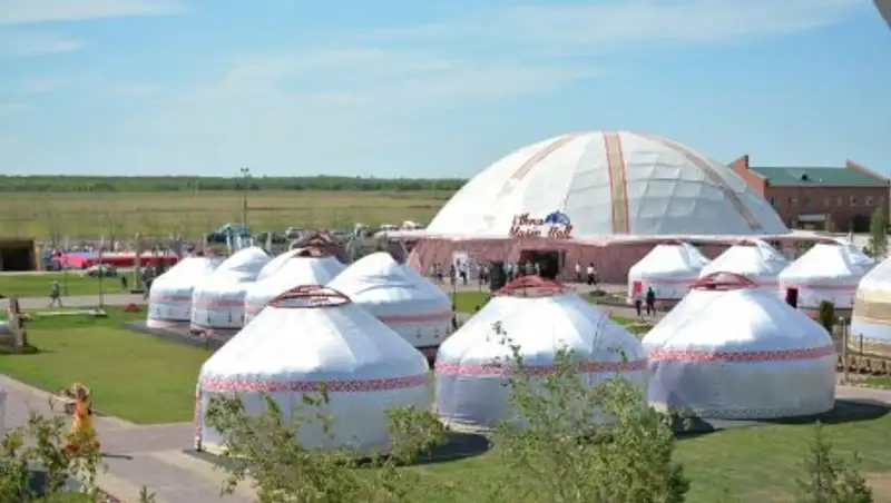 Этноаул Акмолинской области посетили участники курултая казахов (фоторепортаж)