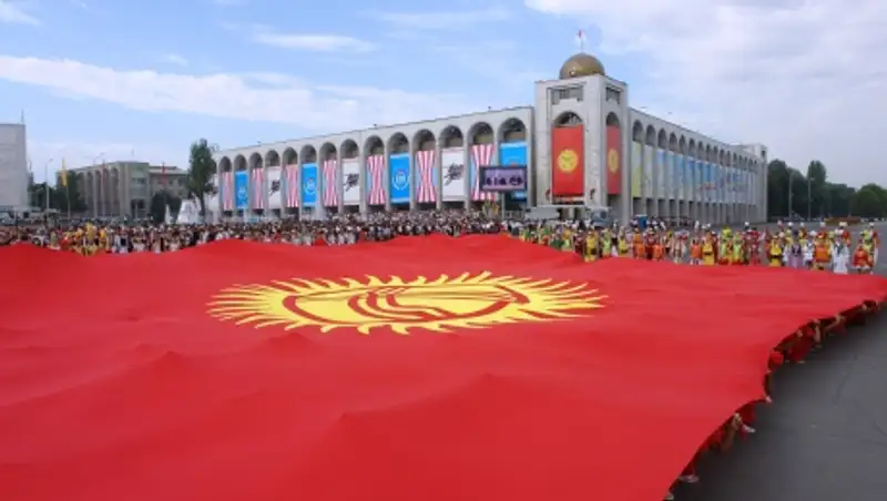 Комитет парламента Киргизии одобрил состав кабинета министров