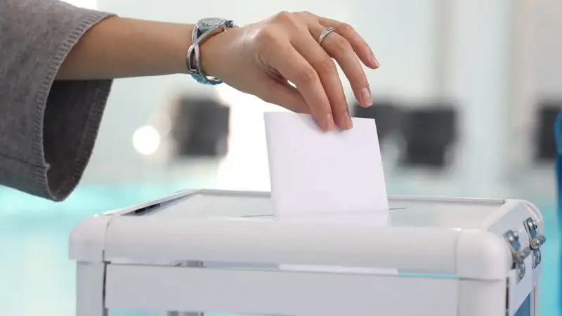 За нарушения при голосовании наказаны 22 члена избиркомов в Казахстане