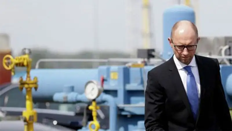 Яценюк: газа Украине хватит, чтобы не замерзнуть
