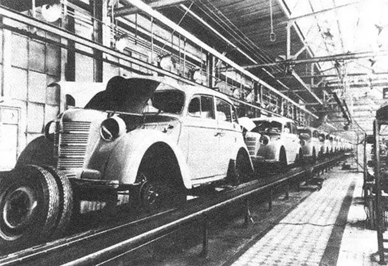 Интересные факты о легендарном «Москвиче» Интересные факты о легендарном «Москвиче», фото - Новости Zakon.kz от 06.11.2013 21:36