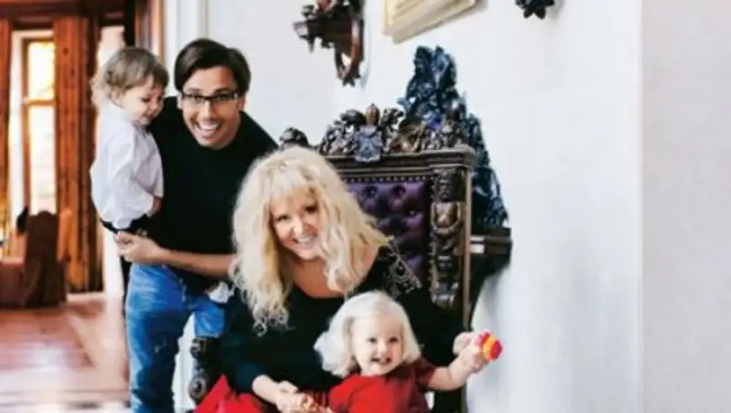 Бывшая няня детей Пугачевой и Галкина впервые рассказала о жизни в замке