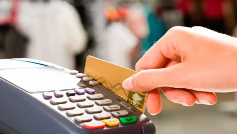 В Казахстане усилят контроль по безналичным платежам