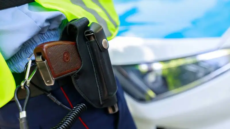 Самый маленький и "неподкупный" сотрудник полиции умилил Казнет