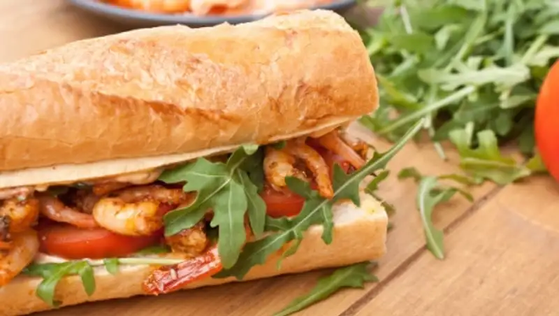 Ученые: рестораны прибавляют лишние килограммы не хуже фастфуда