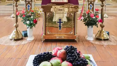 Празднование Яблочного Спаса