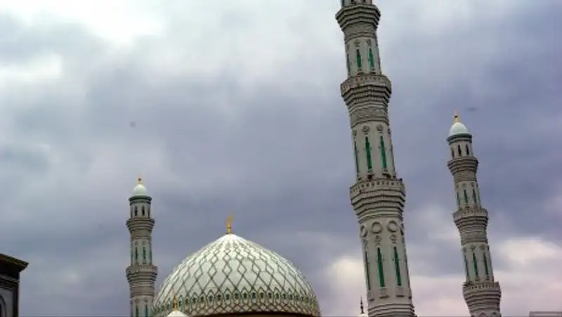 Айт намаз в Алматы начнется в 06:00, в Астане - 07:00