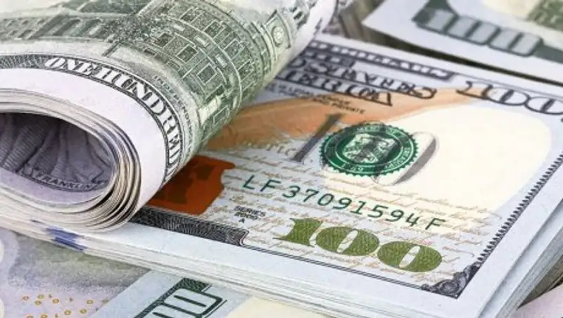 Итоги торгов во вторник: Доллар и евро еще немного подешевели