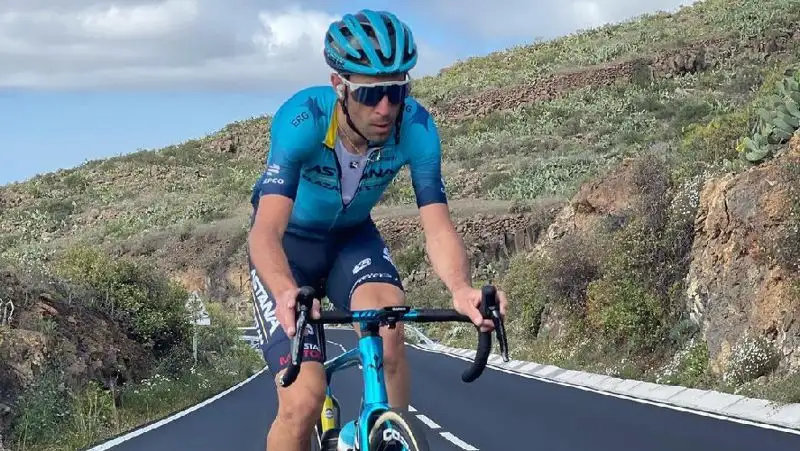 Винченцо Нибали занял второе место на этапе Тура Сицилии