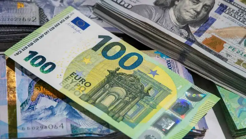 Курсы валют на 11 ноября в обменниках Казахстана