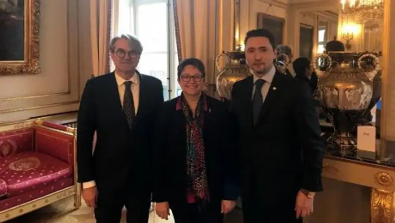 В Париже обсудили сотрудничество Казахстана и Франции