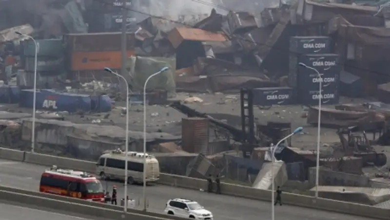 Число жертв взрыва в китайском Тяньцзине возросло до 56 человек