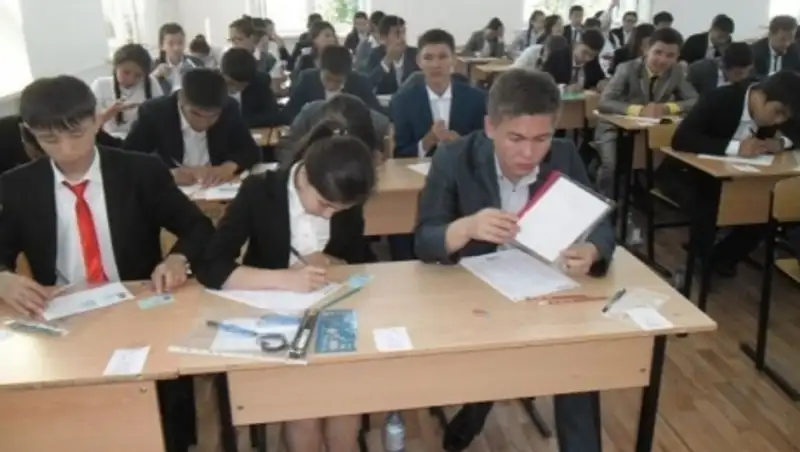 Глава МОН РК убедился в готовности координационного штаба к проведению ЕНТ