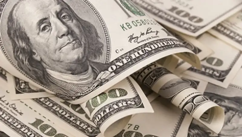 Курс доллара немного подрос