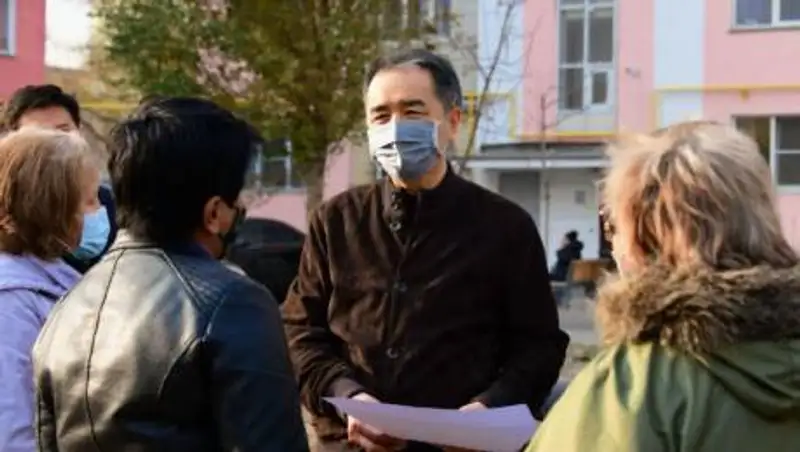 Сагинтаев пообещал обследовать и усилить дома в микрорайоне "Зердели" в Алматы