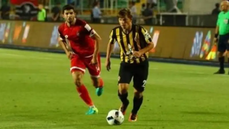 Клубы КПЛ тратят на зарплаты более 100 миллионов евро в год 