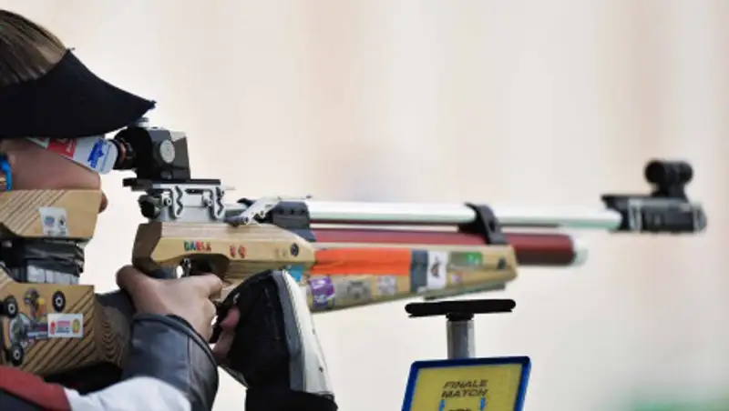 Казахстанка завоевала "золото" на ЧА по пулевой стрельбе