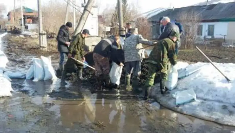 В ВКО река вышла из берегов