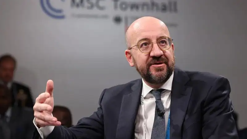 Главу Евросовета обвинили в том, что он тратит много денег на авиаперелеты