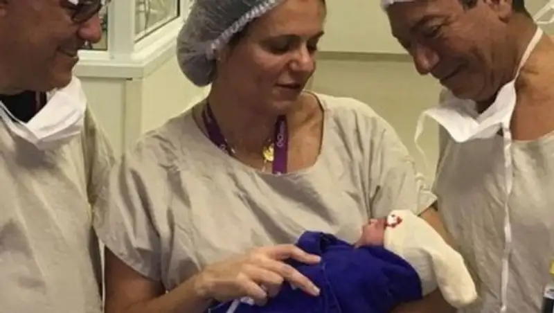 После пересадки матки от мертвого донора женщина родила здорового ребенка