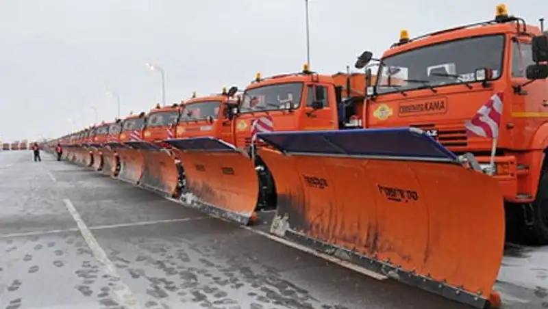 В Казахстане в контроле над паводкоопасными участками дорог задействовано 853 ед. техники
