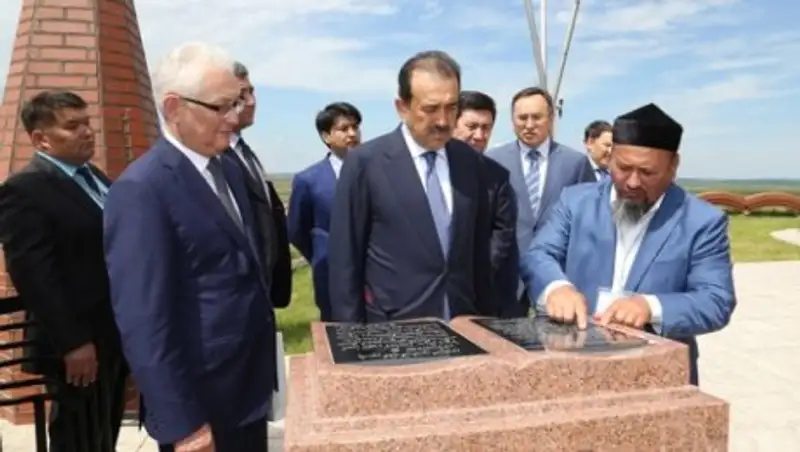 Масимов посетил мемориальный комплекс Карасай и Агынтай батыров в СКО