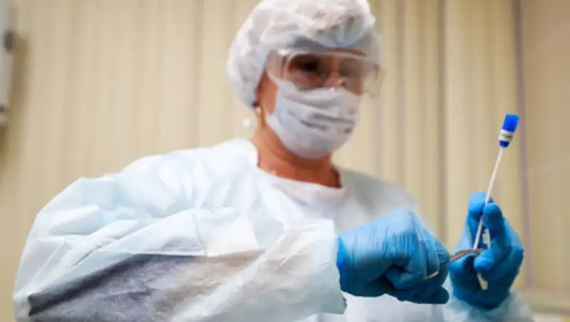 В Караганде от коронавируса умерла беременная женщина