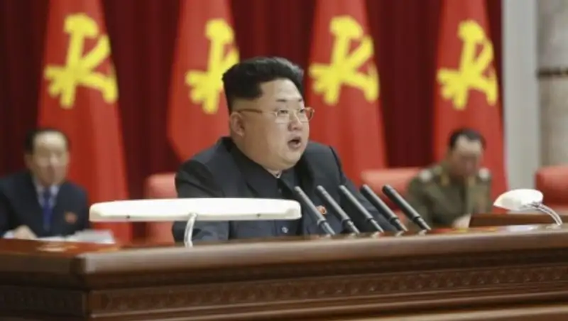 В Северной Корее запретили свадьбы и похороны