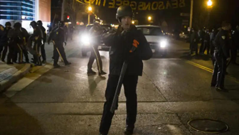 ФБР арестовало двух мужчин по подозрению в подготовке взрывов в Фергюсоне