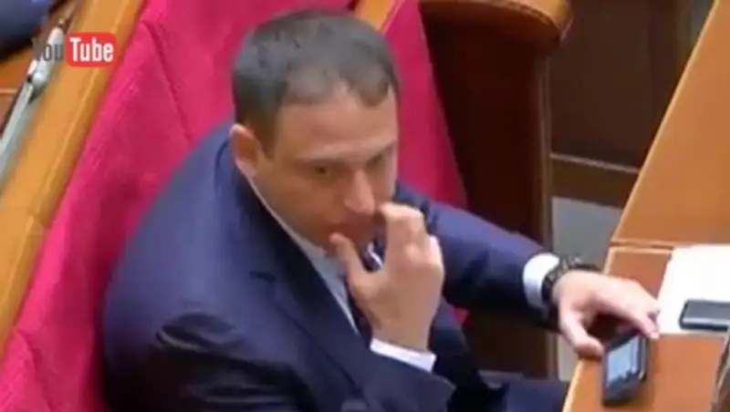 Странные конвульсии Добкина-младшего шокировали Раду