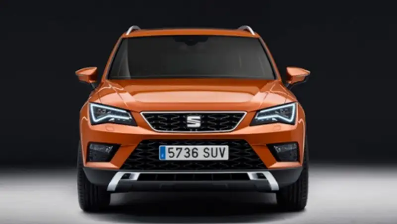 Seat официально представил кроссовер Ateca