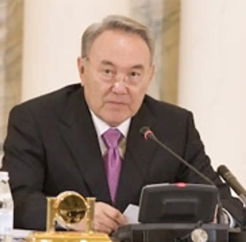 Надо прекращать практику нерационального использования государственных денежных средств - Назарбаев, фото - Новости Zakon.kz от 20.02.2013 21:07