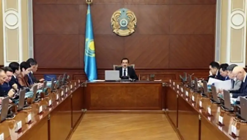 Правительство РК одобрило план первоочередных действий на 2015 год