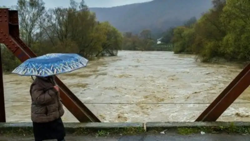 Казгидромет объявил штормовое предупреждение