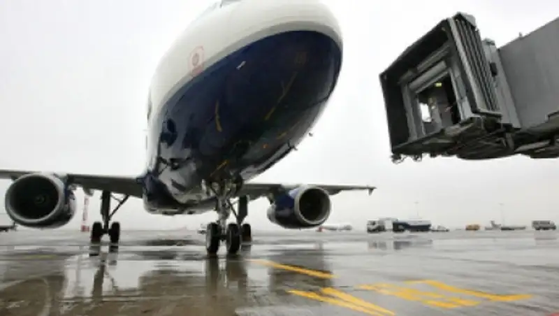 Реконструированная ВПП в аэропорту Уральска не пригодна для эксплуатации зимой - аэропорт