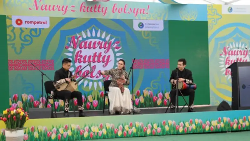 Казахский аул появился на берегу Черного моря в Наурыз