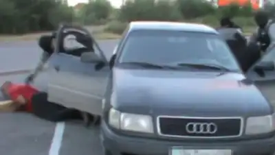 кадр из видео, фото - Новости Zakon.kz от 23.07.2020 13:24