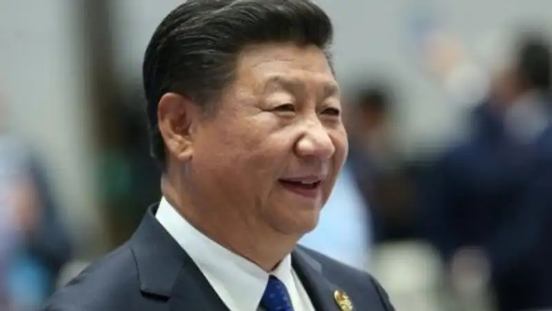 Си Цзиньпину дали возможность править вечно