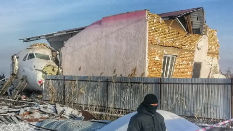 Что известно о доме, в который врезался упавший самолет