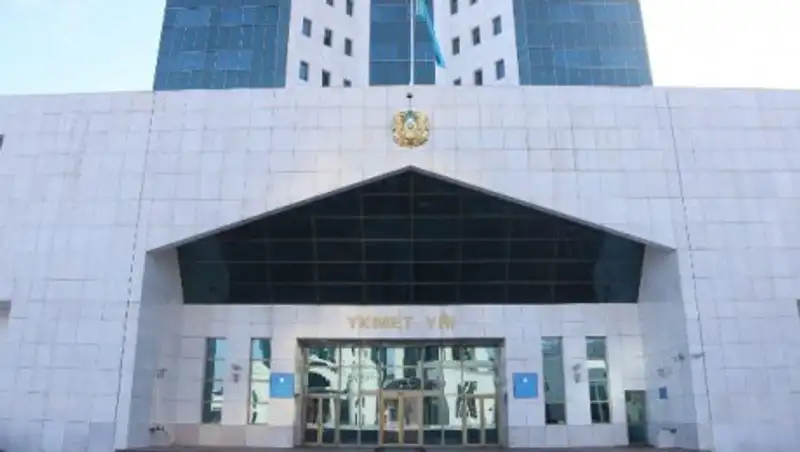 Мамин распределил обязанности между вице-премьерами