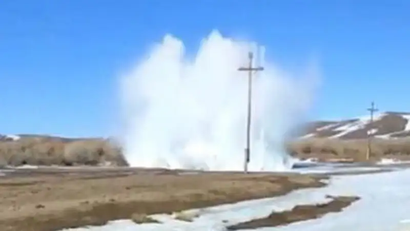 На реках Карагандинской области продолжаются взрывные работы