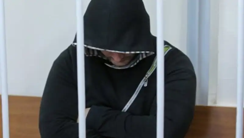 Облившему девушку кипящим маслом жителю Мангистау вынесли приговор